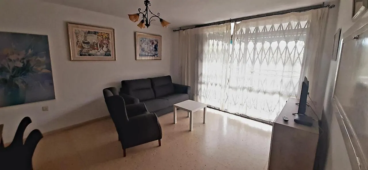 Apartamento Primera línea de playa. Magnífica urbanizacion La Cala Del Moral